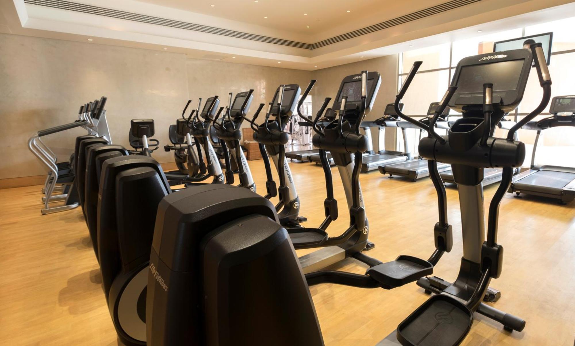 Marina Hotel Kuveyt Dış mekan fotoğraf Elliptical cross trainer